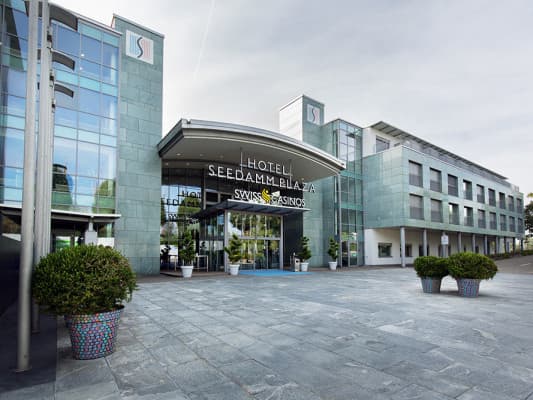 Seedamm Plaza