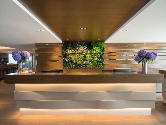 HOTEL illuster